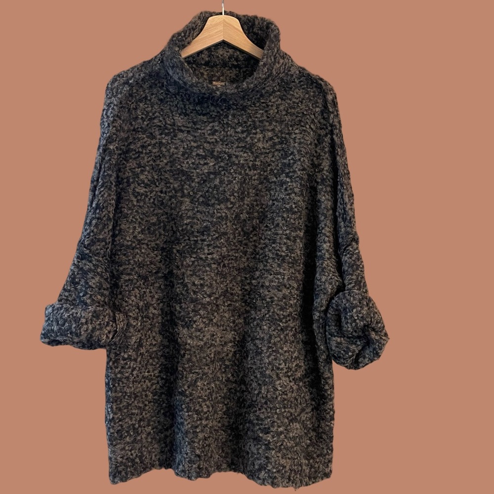 Free People ~ She's All That Super Soft Alpaca Sweater ~ Brown + Black in XS